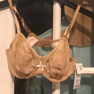 Chantelle bra